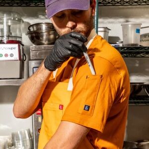 Hedley & Bennett Unisex Chef Tee White Size Large NWT